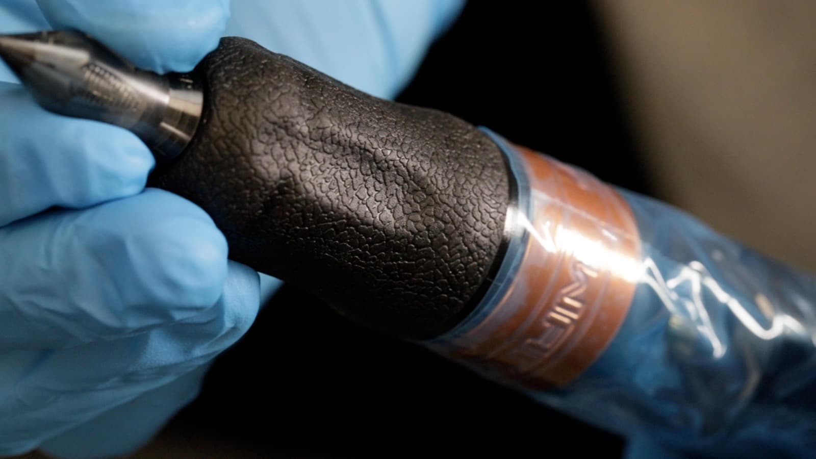 SMP machine, needle cartridge, and pigment prepared for a scalp micropigmentation procedure